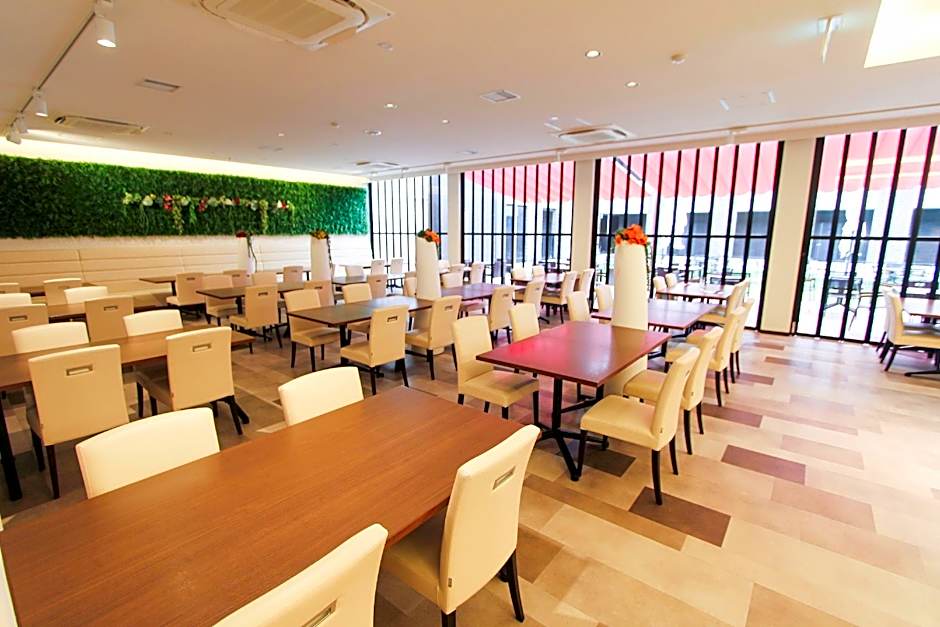 Henn na Hotel Laguna Ten Bosch