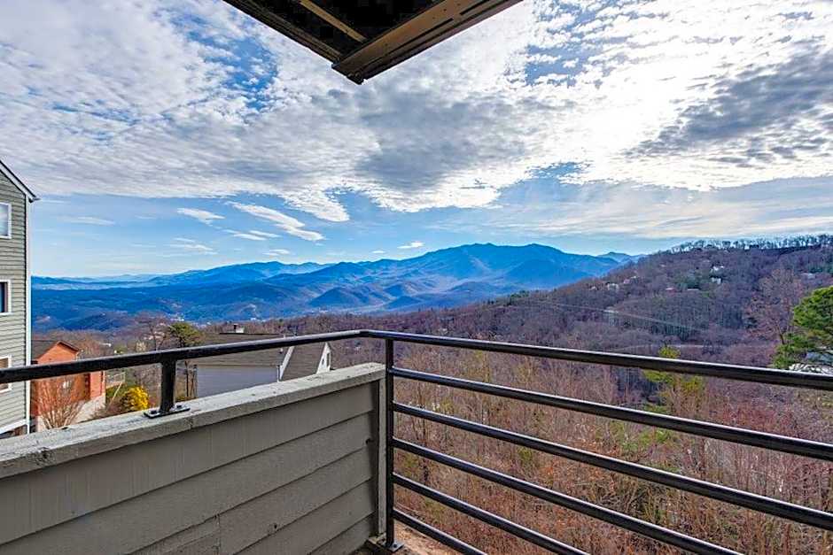 Beautiful Views Summit of Gatlinburg