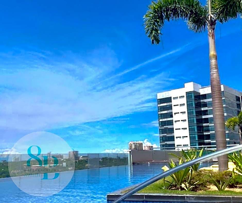 Mactan Newtown 8Newtown Boulevard Beach Condo RM6