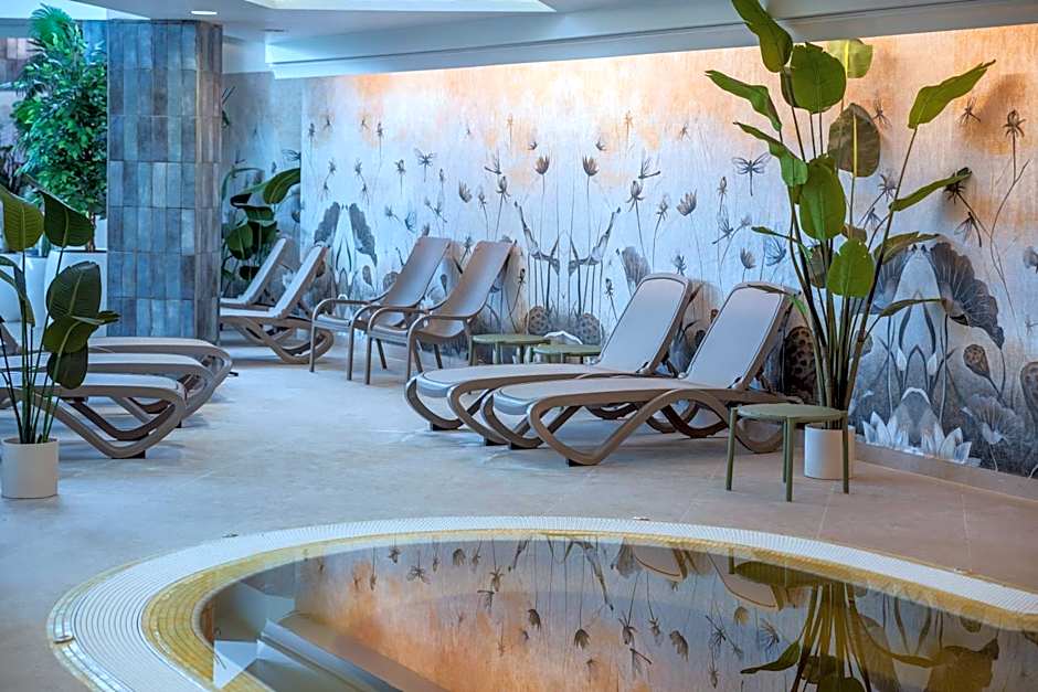 Hotel Atlantis Wellness & Conference