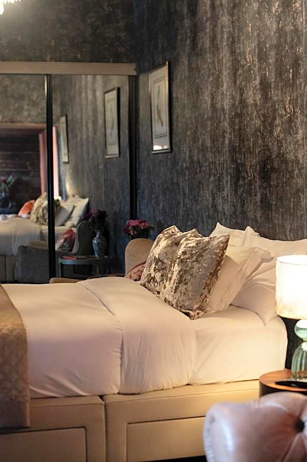 Red Lion, Coorie Inn