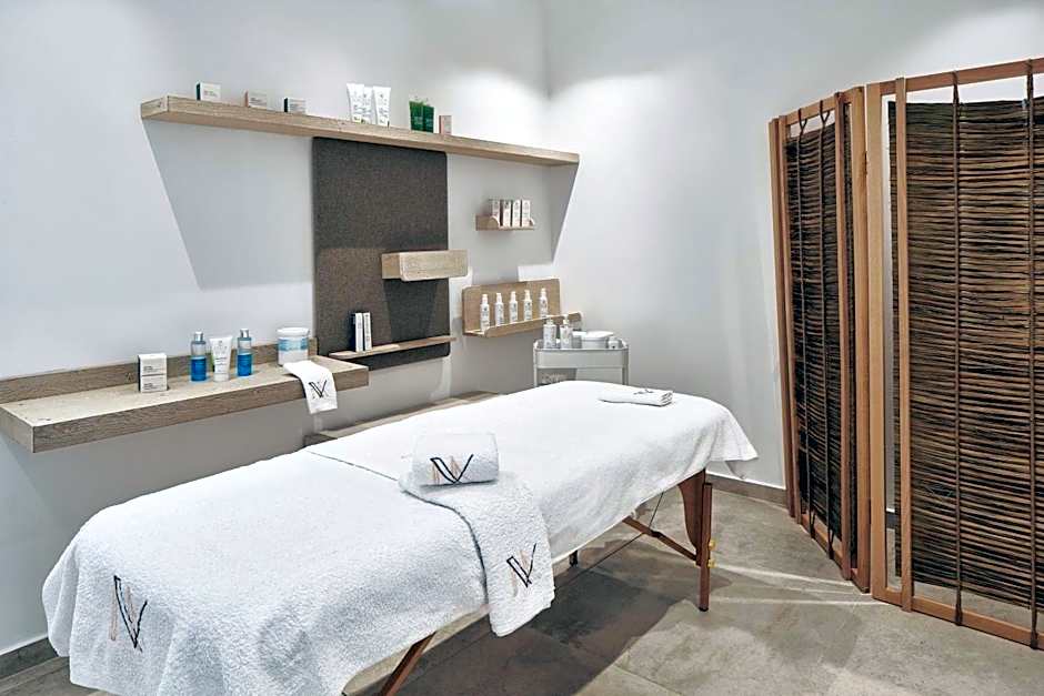 Volcano Luxury Suites Milos - Adults Only