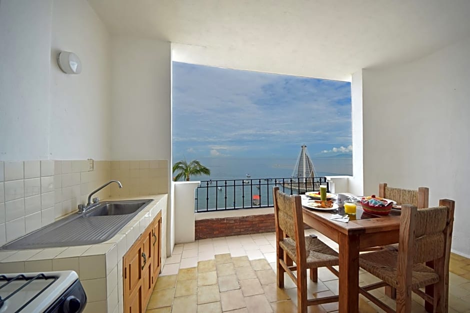 Emperador Vallarta Beachfront Hotel and Suites