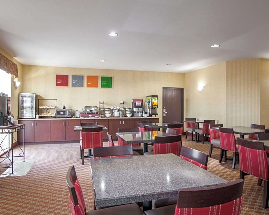 Comfort Inn & Suites Harrisonville