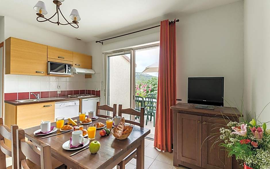 Le Domaine des Cazelles by Ateya Vacances