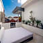 Canggu Modern Mansion - 5 mins to Finns Beach Club
