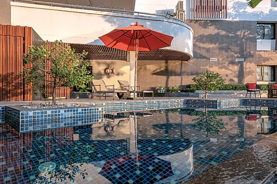 Summit Windmill Golf Residence