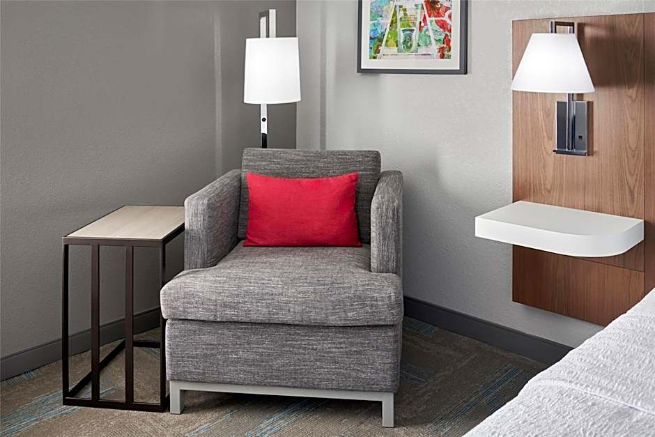 Hampton Inn By Hilton Kansas City The Legends