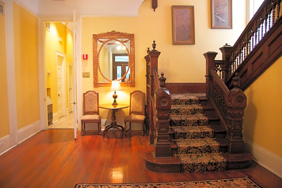 The Queen Anne Hotel