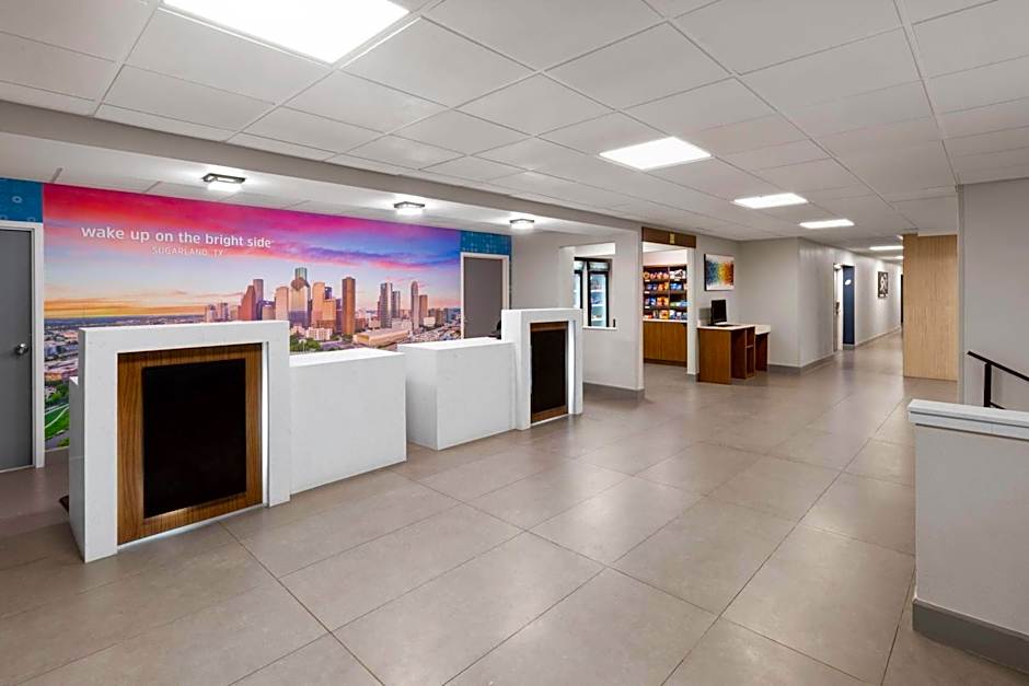 La Quinta Inn & Suites by Wyndham Houston Stafford Sugarland