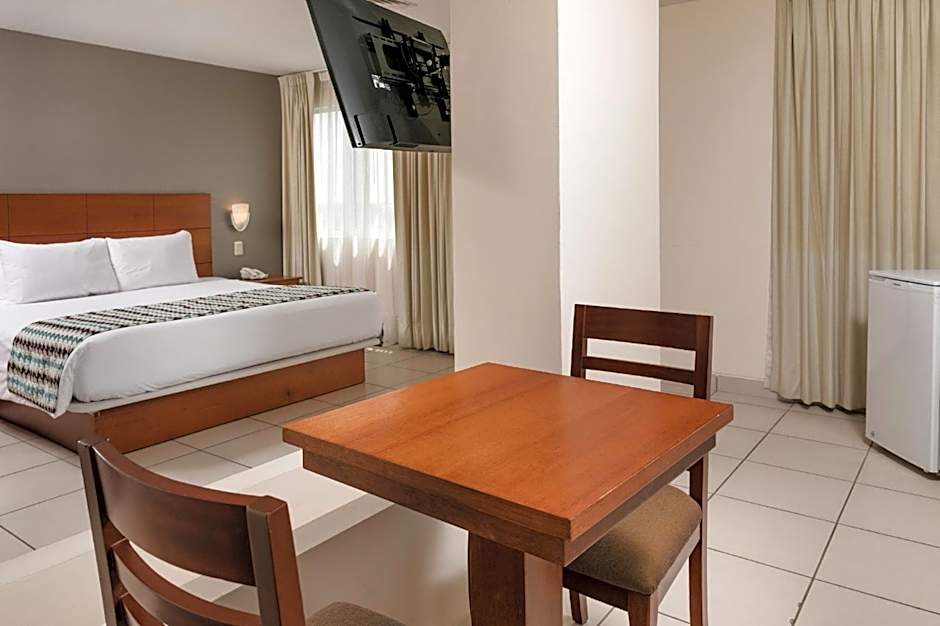Wyndham Costa del Sol Pucallpa