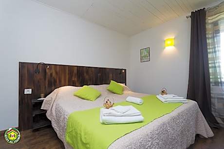 Quadruple Room with Shower