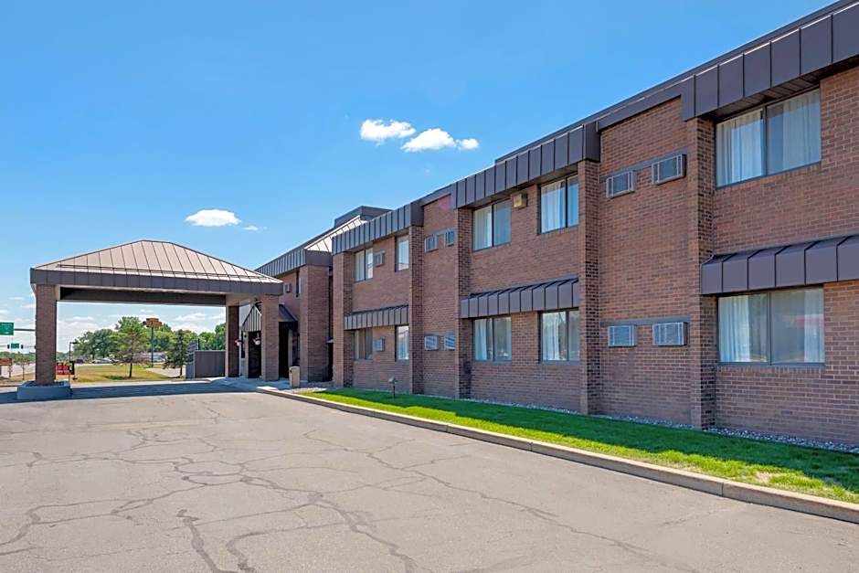 Quality Inn St. Cloud West