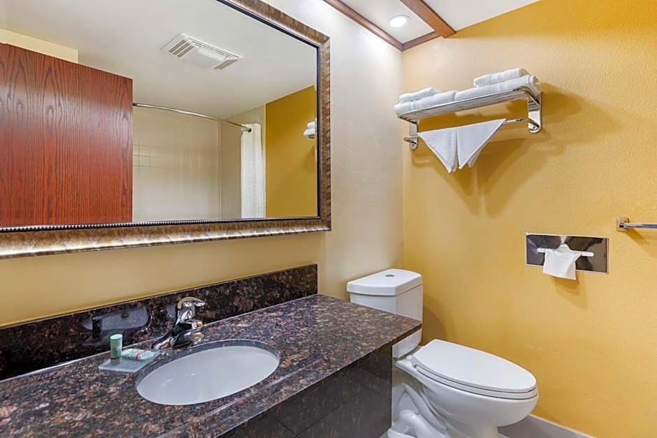 Best Western Kiva Inn