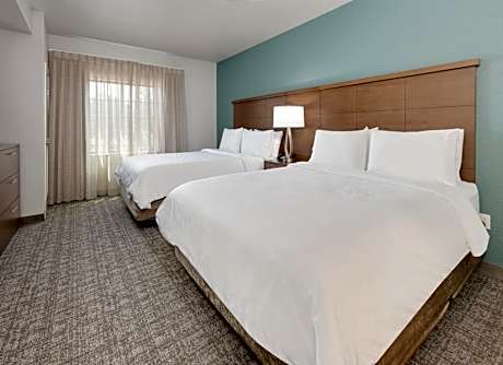 Queen Room - Hearing Accessible