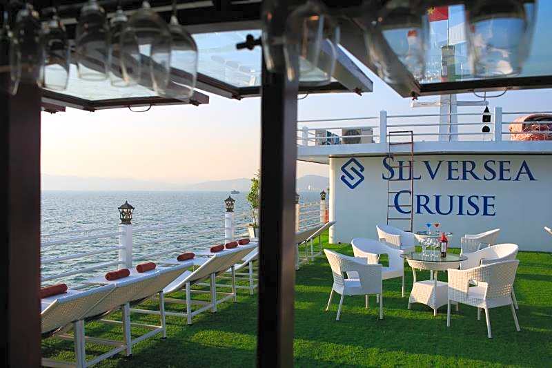 Halong Silversea Cruise