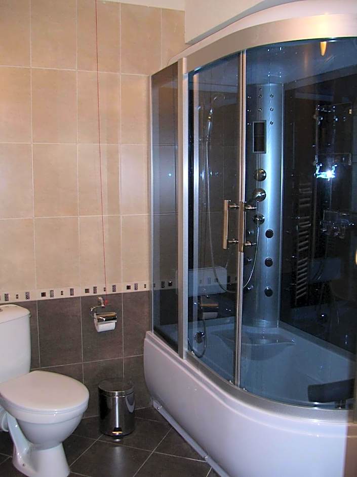 Kestenite Family Hotel