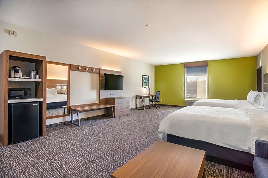 Holiday Inn Express & Suites East Tulsa - Catoosa