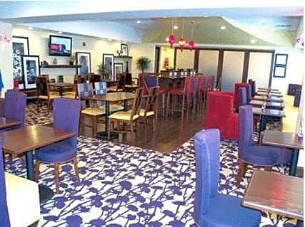 Hampton Inn Richmond - Airport