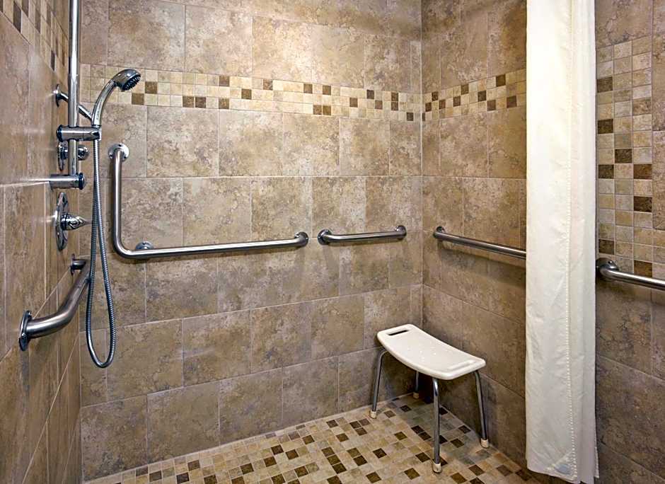Fargo Inn and Suites