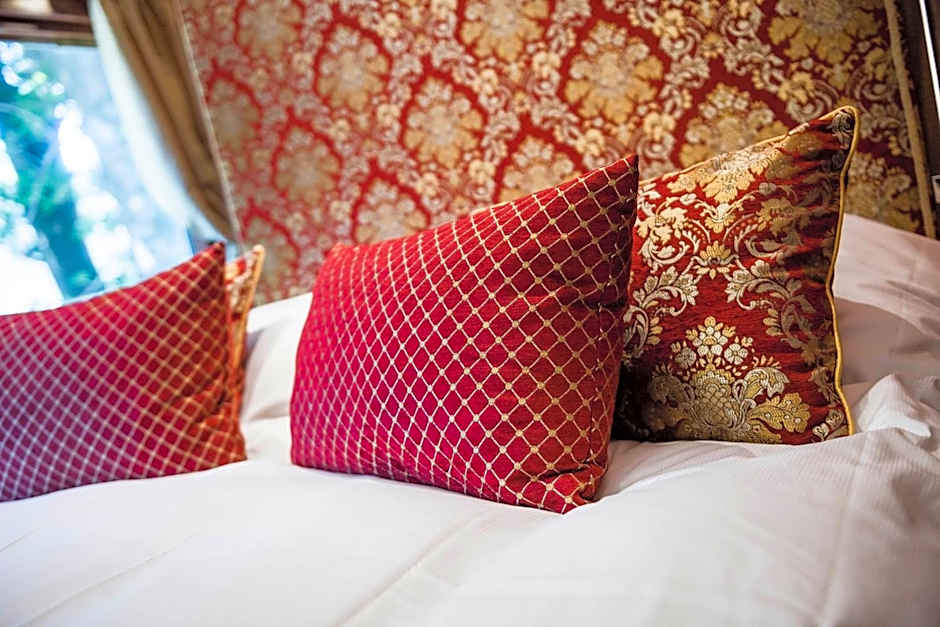 Luxury Lodge - Lener Express