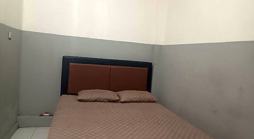 OYO 93090 Multi Plus Inn