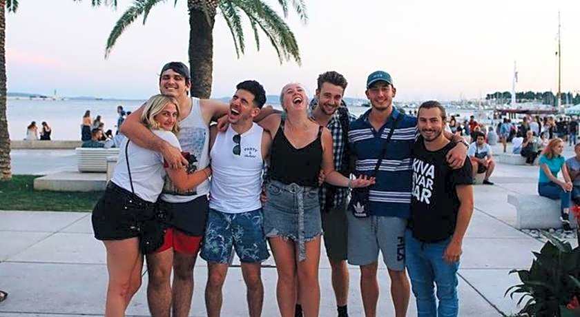 Booze & Snooze Social Hostel