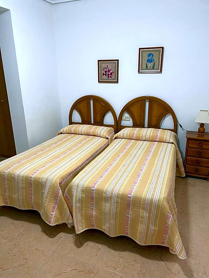 HOTEL MORENO