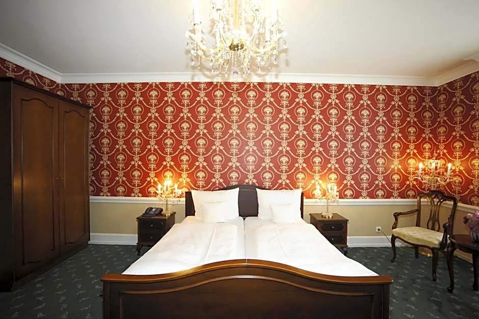 HELIOPARK Bad Hotel Zum Hirsch