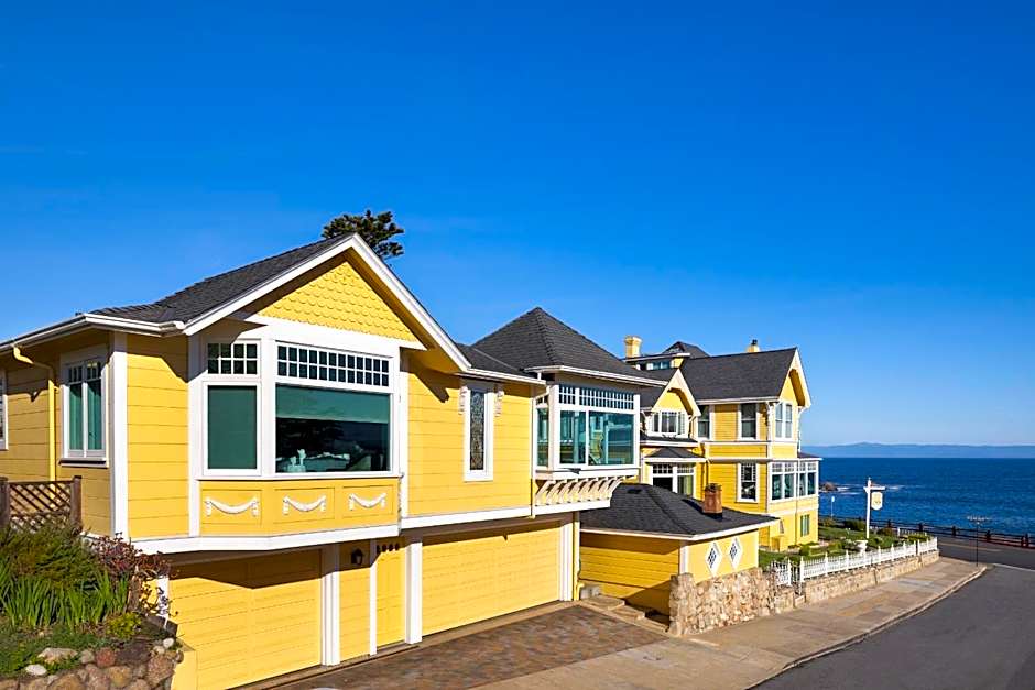 Seven Gables Inn