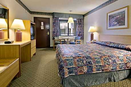 King Room - Non-Smoking