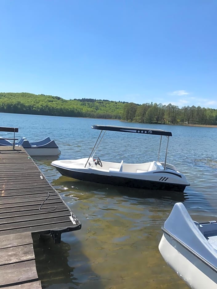 Kaszubskie Apartamenty nad jeziorem