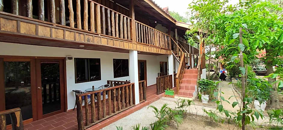 Papa Pippo Otres Village