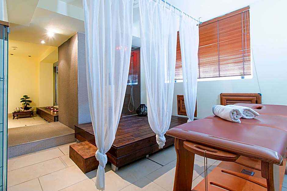 Marina 10 Design Hotel & SPA