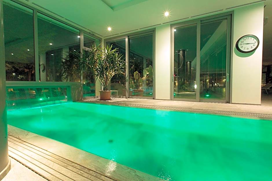 Hotel Harrys' Garden