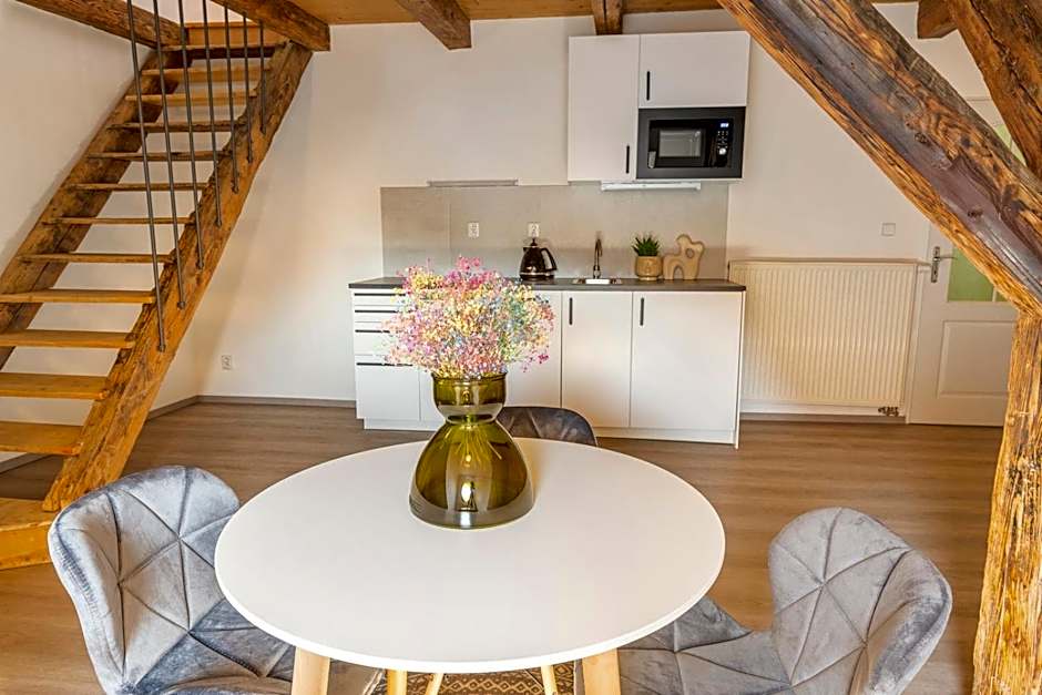 Primavera - Castle view apartments