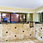 Days Inn & Suites by Wyndham Tampa/Fairground/Casino Area