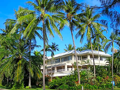Balboa Apartments