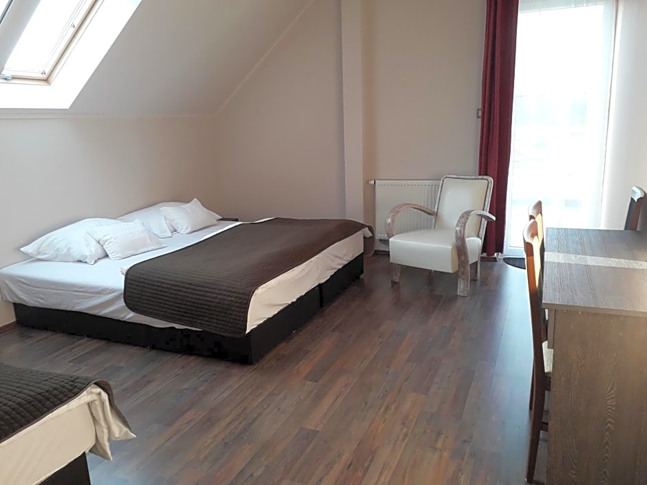 Caballus Lovasmajor Panzió