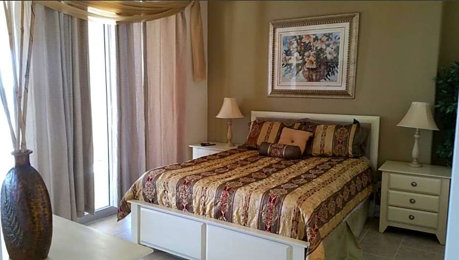 Tropic Winds Condo