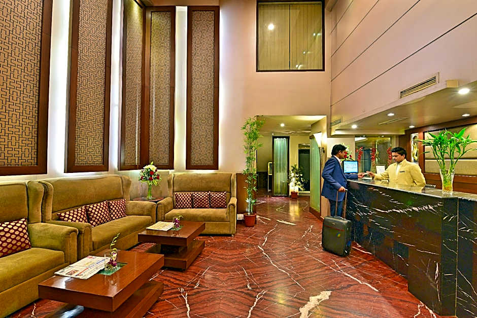 Hotel Surya Plaza