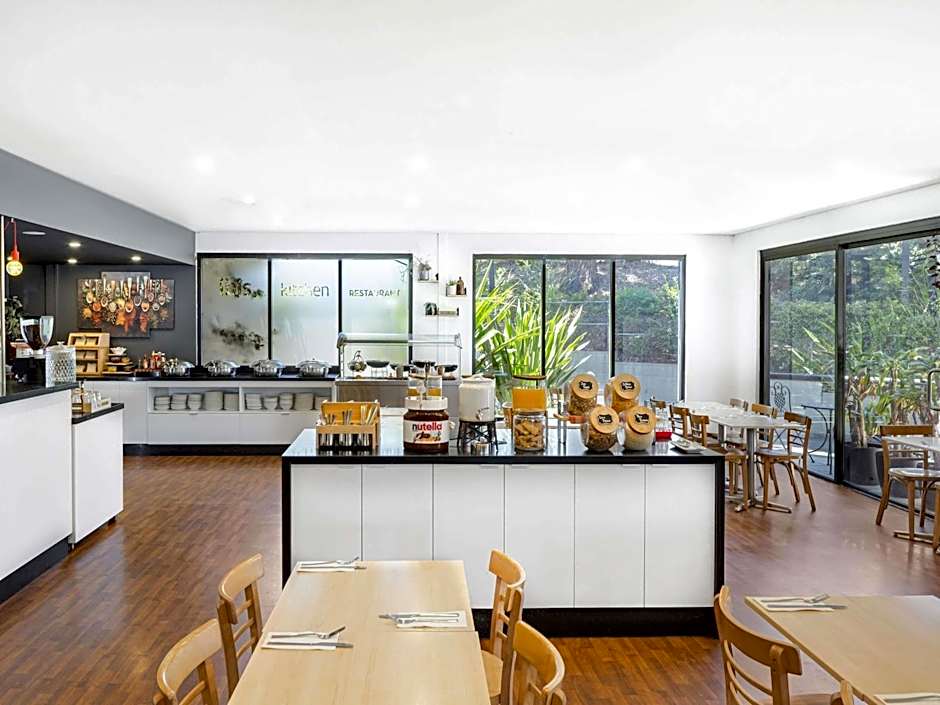 ibis Sydney Thornleigh Hotel