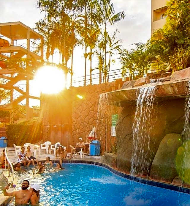 Hotel Golden Dolphin com café da manhã! Piscinas 24h