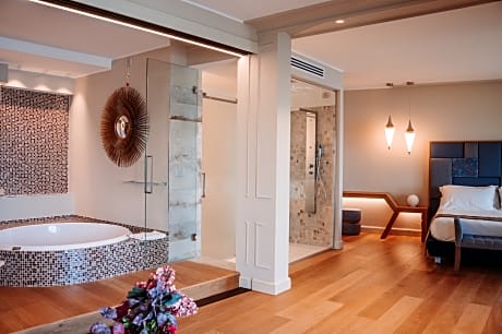 Experience deluxe suite