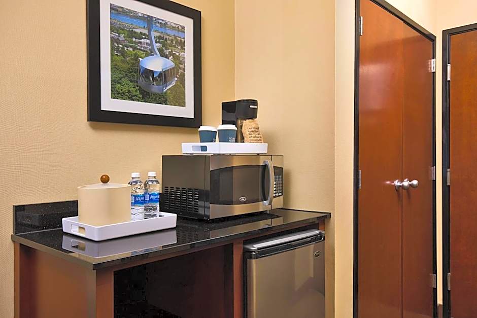 Four Points By Sheraton Portland East