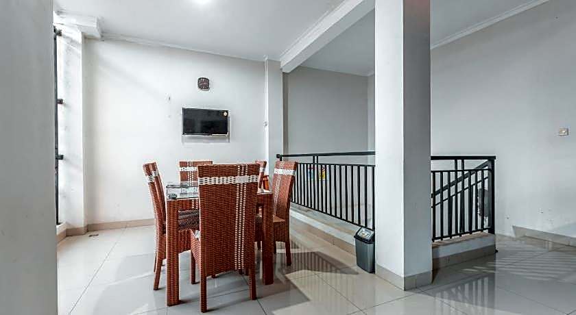 OYO Life 2335 Kos 89