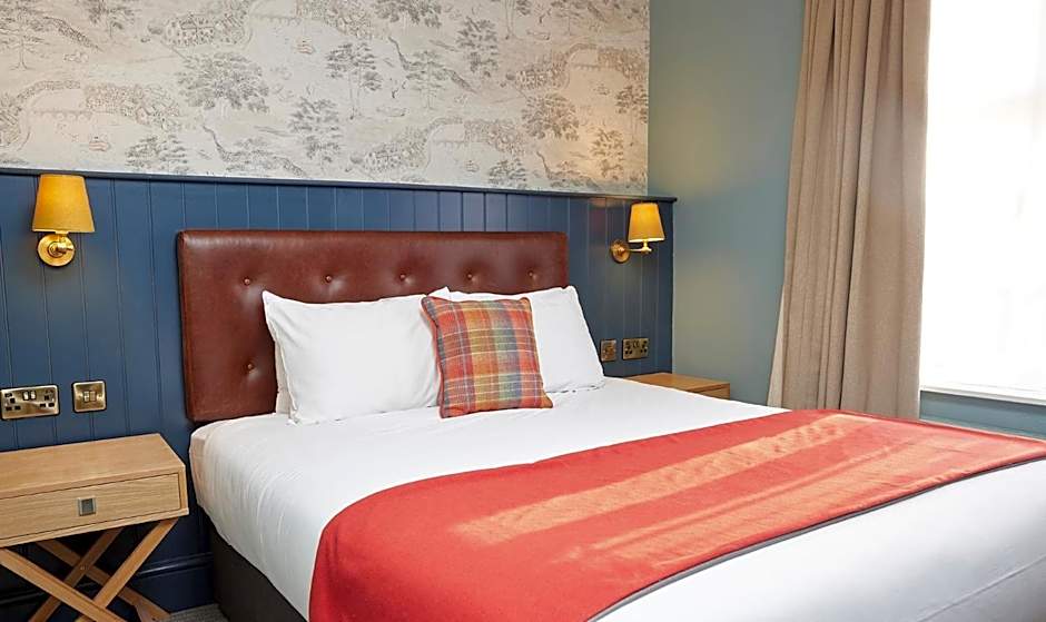 Castle Hotel by Chef & Brewer Collection