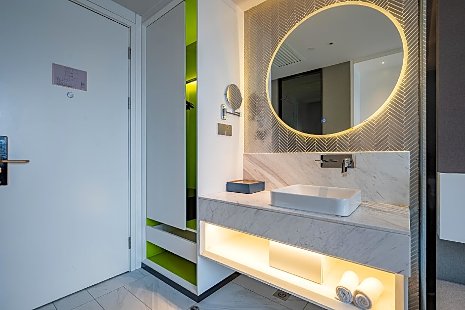 Rezen Select Hotel Lanzhou West Railway Station