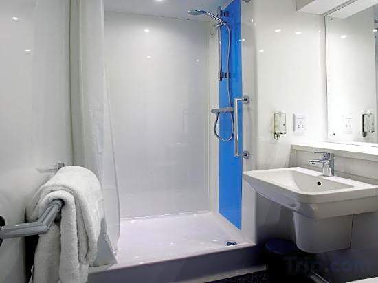 Travelodge Birmingham Central Broadway Plaza