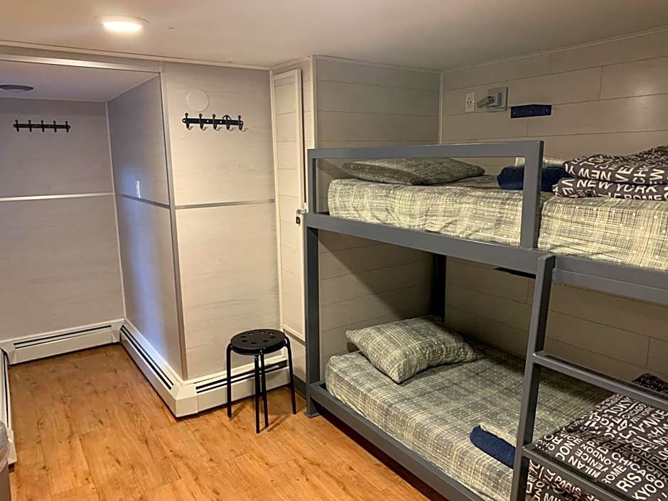 Jasper Downtown Hostel